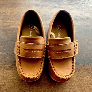 Brown Cat & Jack Toddler Boys loafers - 7